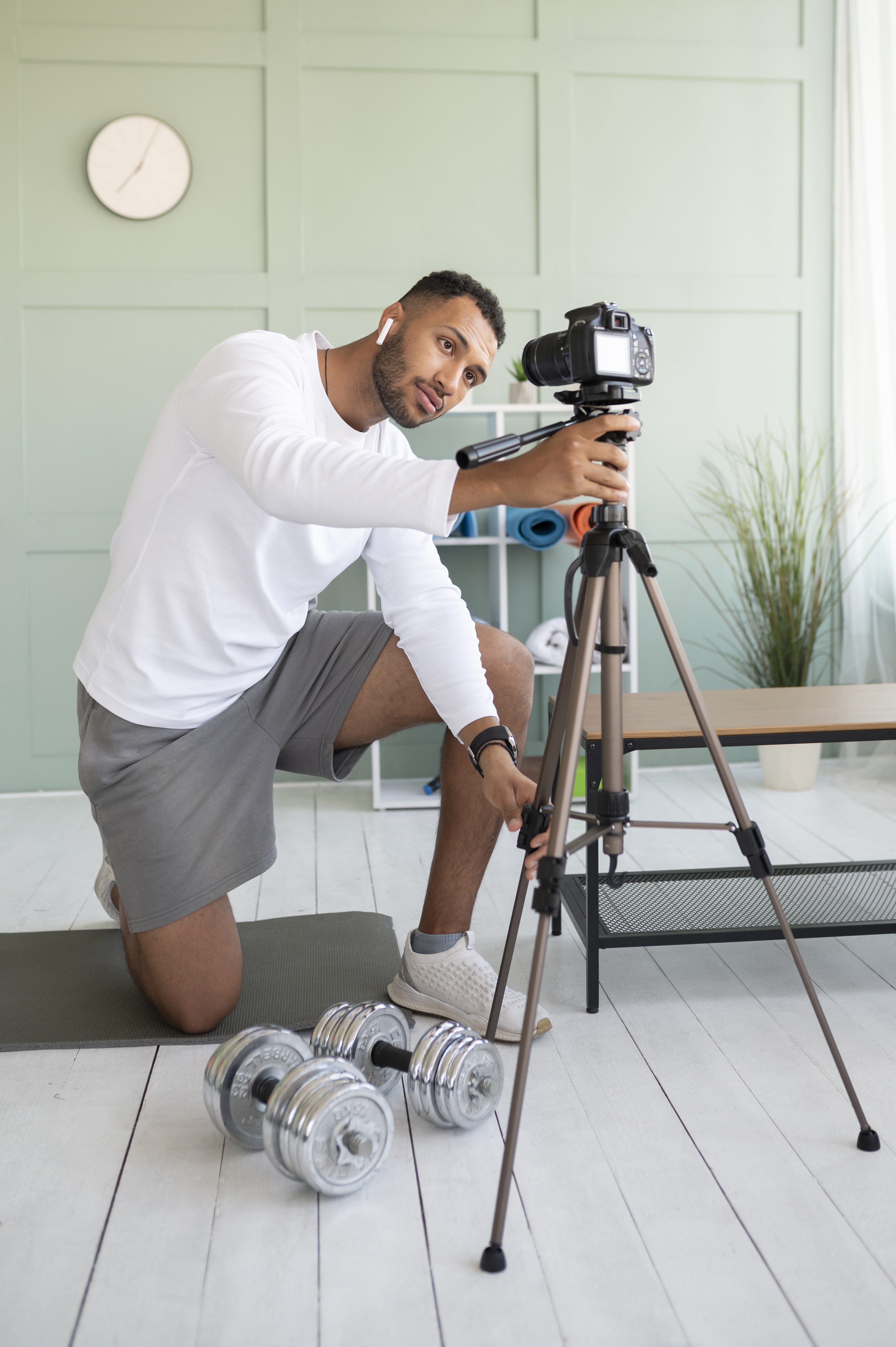 Capa ilustrativa do prompt B-roll cinematográfico para redes